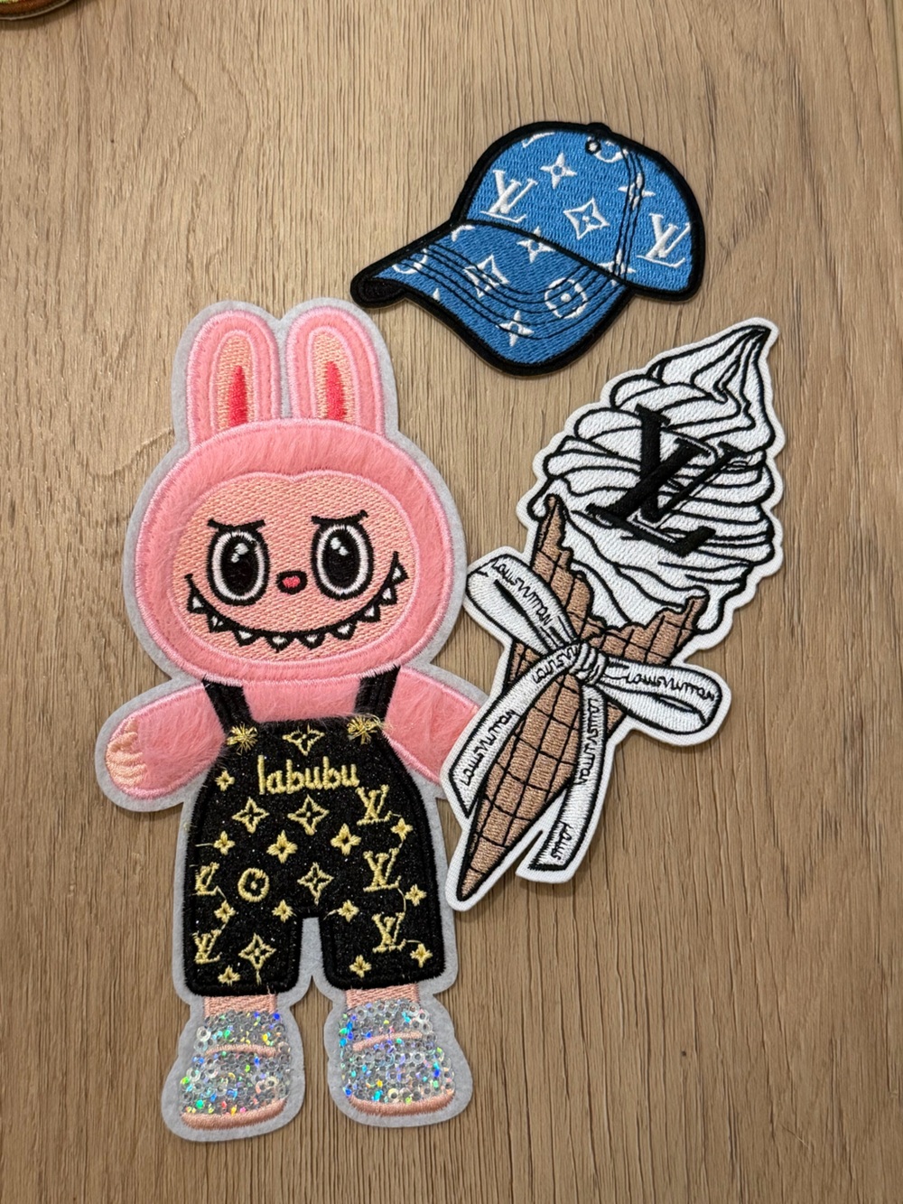 Iron on patches (3)